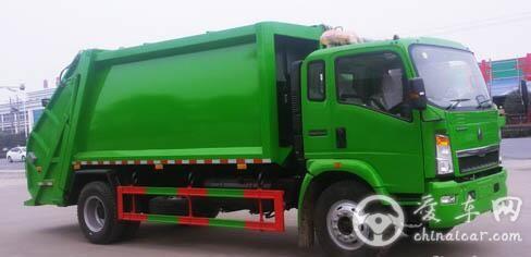 中国重汽华威公司轻卡压缩垃圾车上市